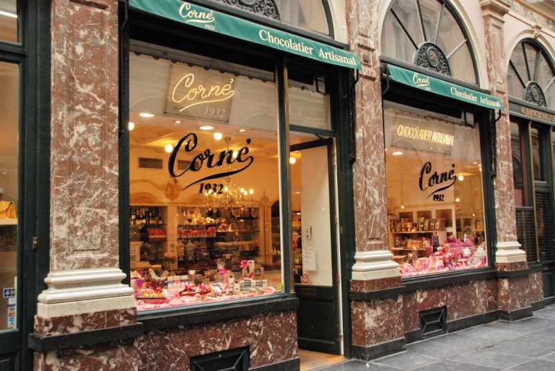 chocolaterie-BARGEME-min_chocolate_chocolaterie_shop_luxury_chic_gallery_brussels_belgium-558146